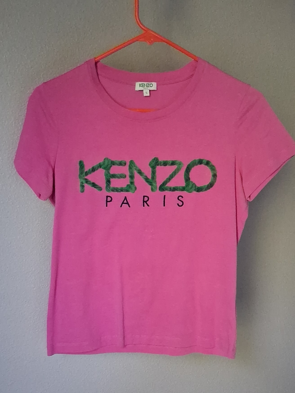 Kenzo Pink T-Shirt with Green Logo And Purple Embroidery